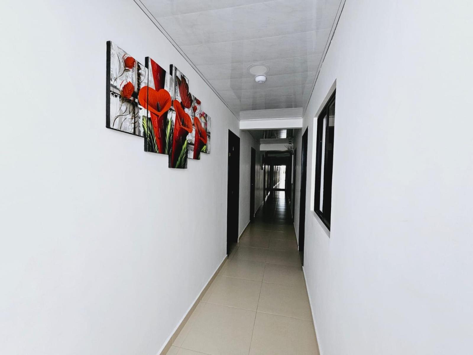 Hotel Big Ben Malaga Santander Экстерьер фото